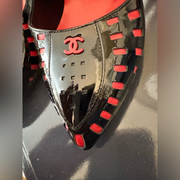 CHANEL PATENT LEATHER HEELS shoes (seen in lady gaga music video) - Picture 7 of 16